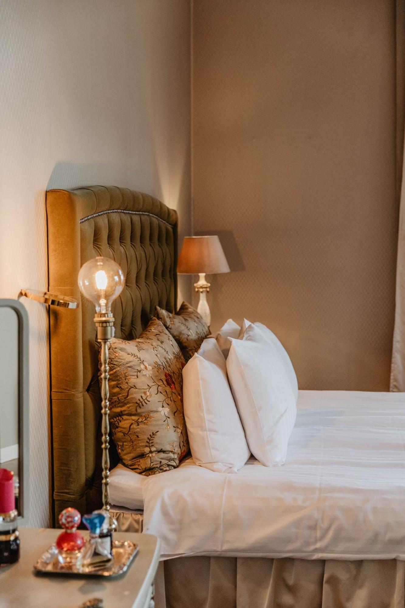 Hotel Slottsvillan هوسكفارنا المظهر الخارجي الصورة